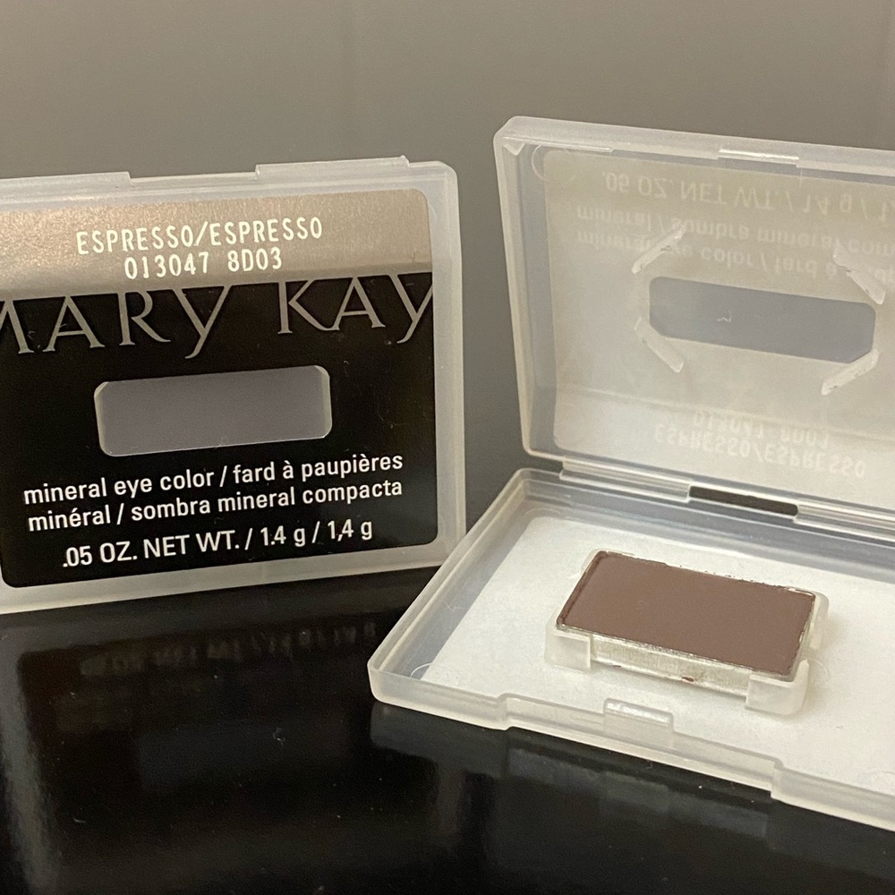 ☕️ Espresso Mary Kay Mineral Eye Color